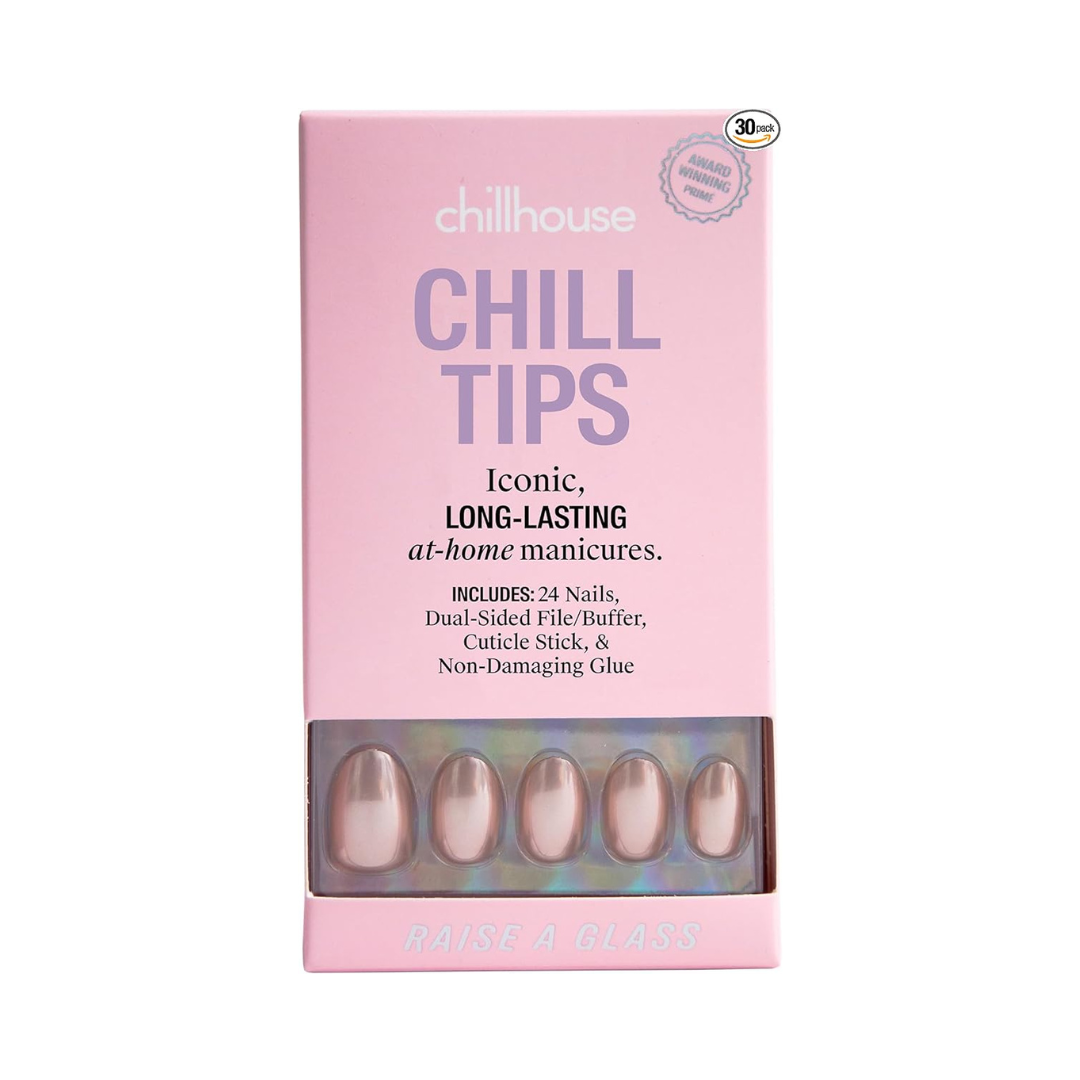 Press-on nails for christmas - Chillhouse