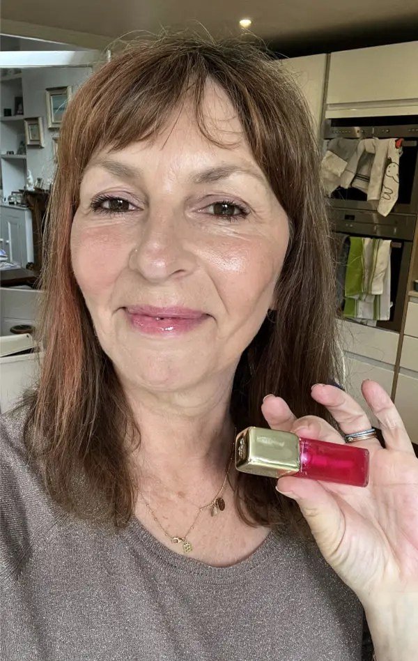 Guerlain KissKiss Bee Glow Oil Review