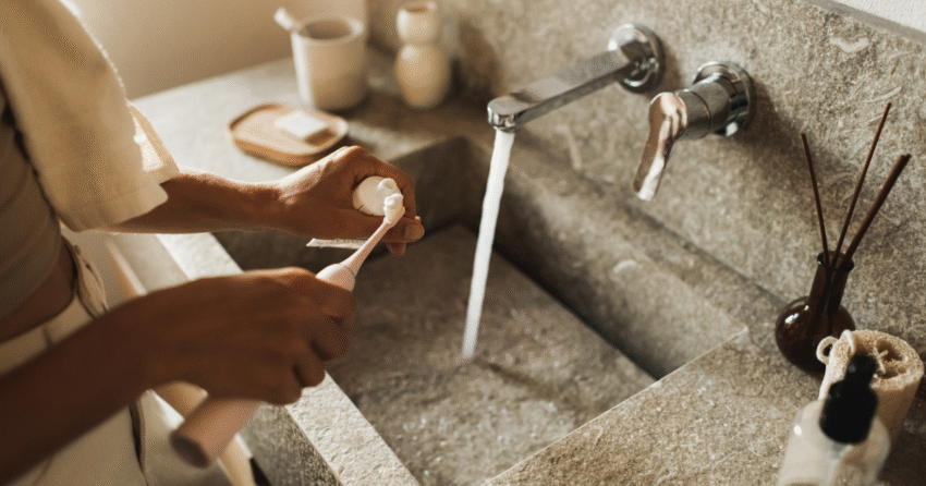 These Are The Best Whitening Toothpastes, According To A Coffee and Red Wine Lover